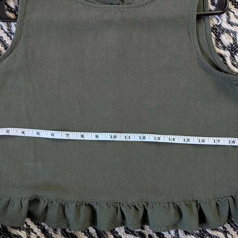 Amazon Green Ruffled Tank Top - Picture 7 of 9
